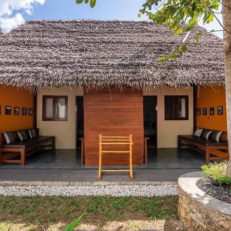 Вилла Umah Ilu Island Retreat Penida Toyapakeh Экстерьер фото